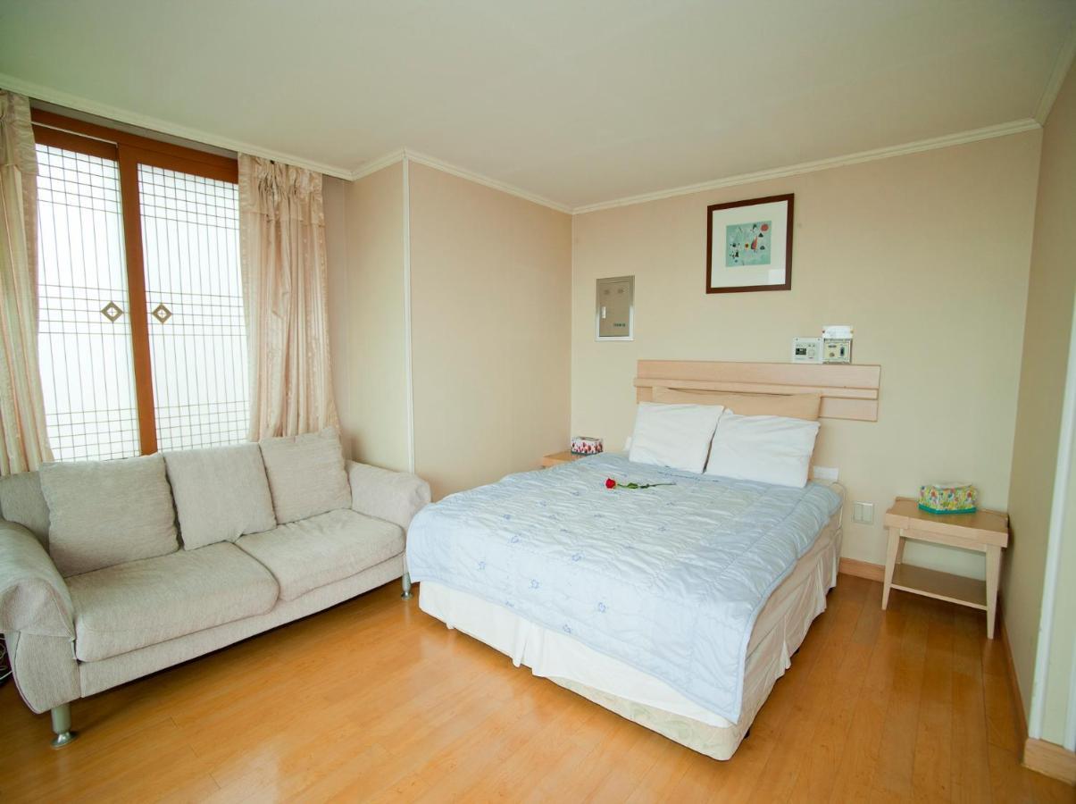 Hotel Good Inn Seogwipo Exterior photo